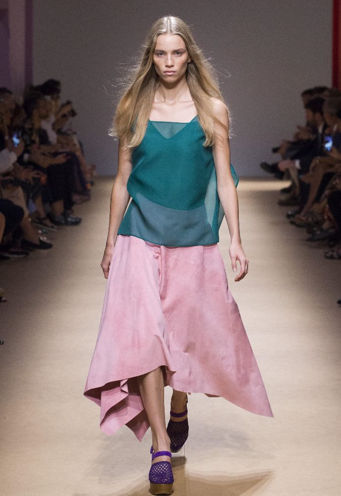 浪漫瑰麗粉 青春永駐的時(shí)尚色彩